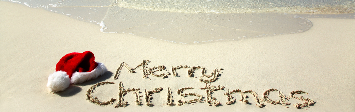 Location Customizable Mini Thin - Christmas Backgrounds SANTA HAT WITH MERRY CHRISTMAS ON BEACH